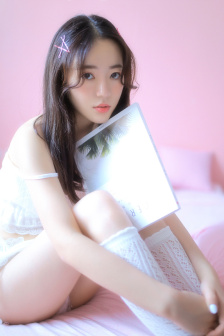 漂亮的保姆中字